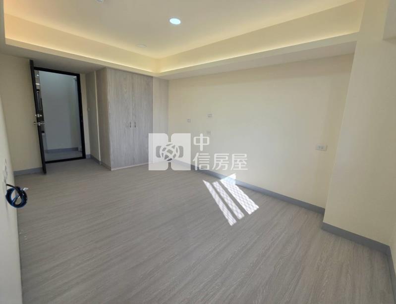 文心國小3房3衛+車位房屋室內格局與周邊環境