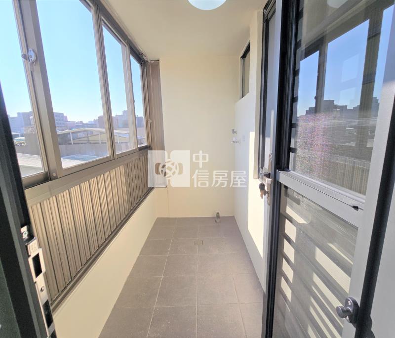 文心國小3房3衛+車位房屋室內格局與周邊環境