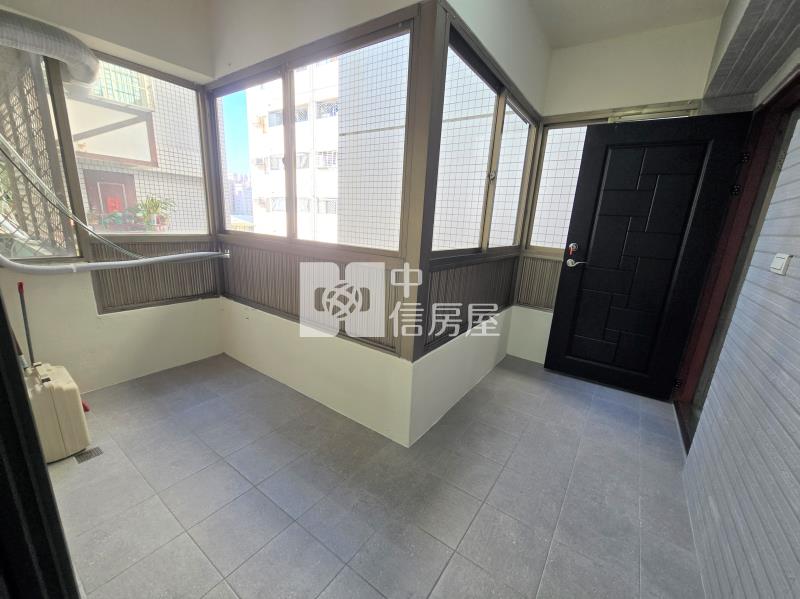 文心國小3房3衛+車位房屋室內格局與周邊環境