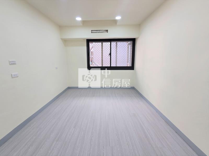 文心國小3房3衛+車位房屋室內格局與周邊環境