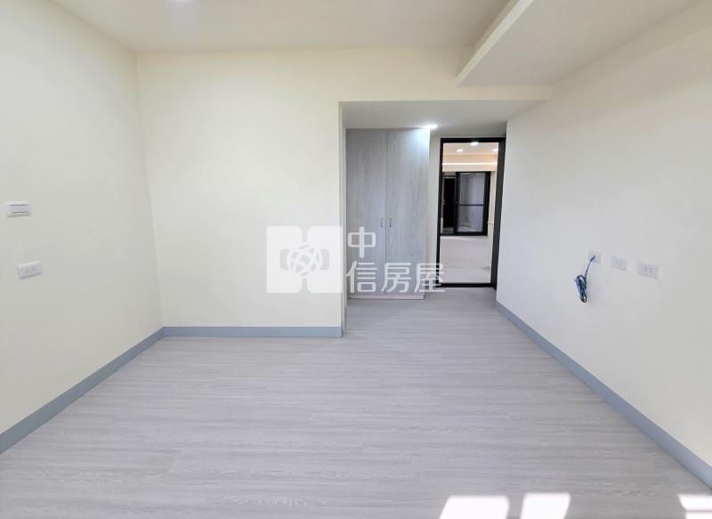 文心國小3房3衛+車位房屋室內格局與周邊環境