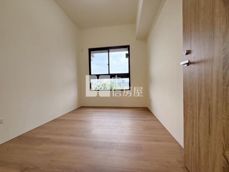 國泰美禾三房連號雙平面車位房屋室內格局與周邊環境