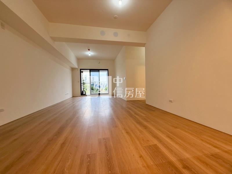 國泰美禾三房連號雙平面車位房屋室內格局與周邊環境