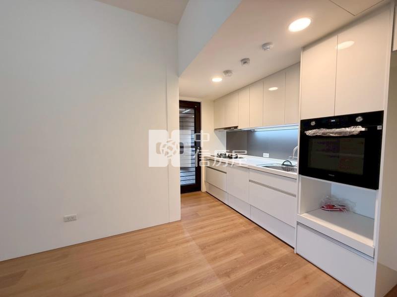 國泰美禾三房連號雙平面車位房屋室內格局與周邊環境