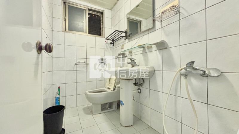 橘郡明亮三房小資入住房屋室內格局與周邊環境