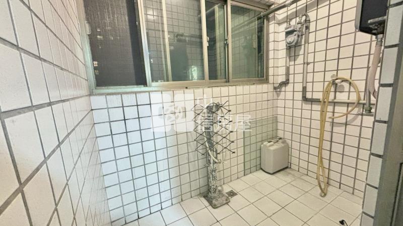 橘郡明亮三房小資入住房屋室內格局與周邊環境