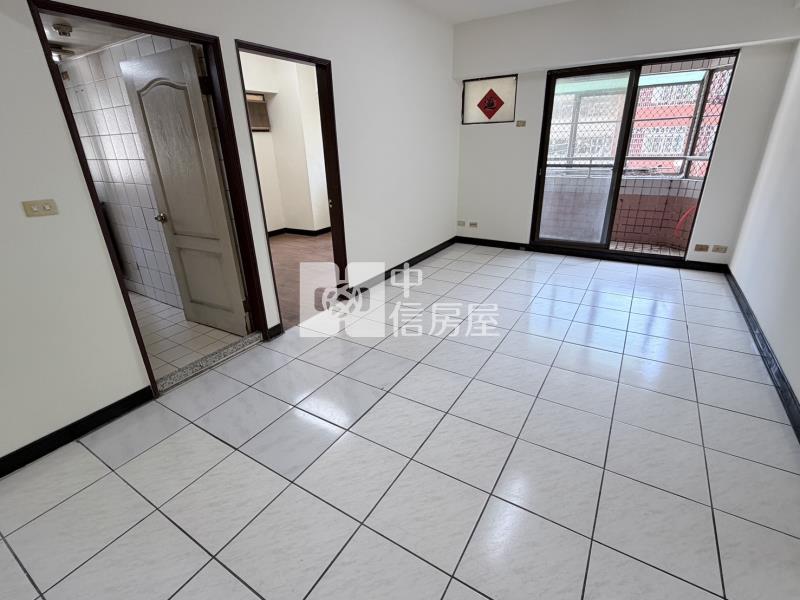 北區低總價三房+平車