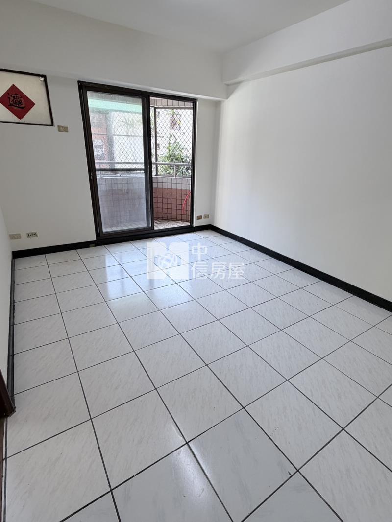 北區低總價三房+平車房屋室內格局與周邊環境