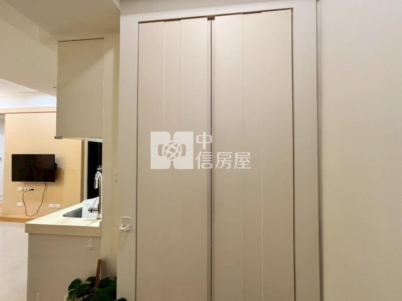 城上城雅閣玄關二房+車位房屋室內格局與周邊環境