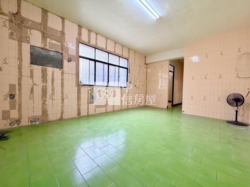 陸興中學旁低總價公寓