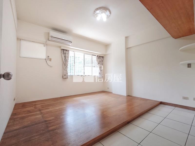 文心凱旋大三房平車房屋室內格局與周邊環境