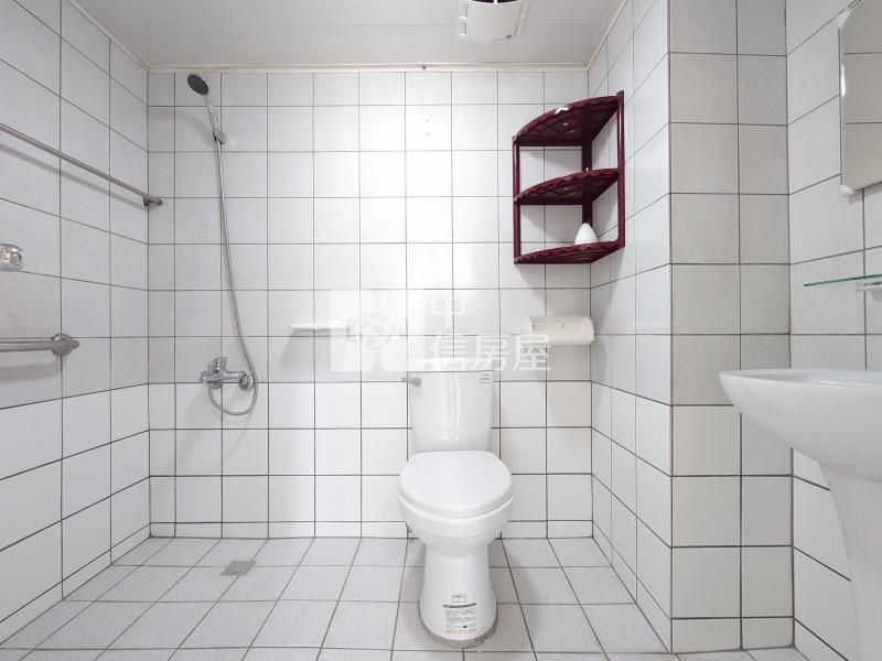 文心凱旋大三房平車房屋室內格局與周邊環境