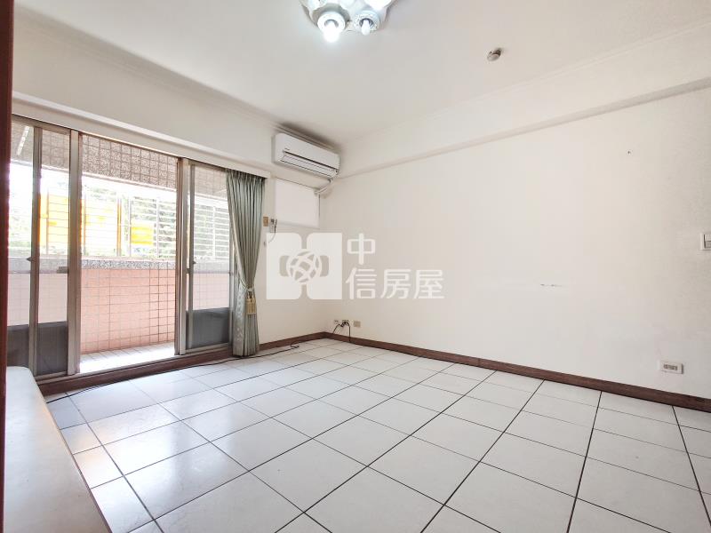 文心凱旋大三房平車房屋室內格局與周邊環境