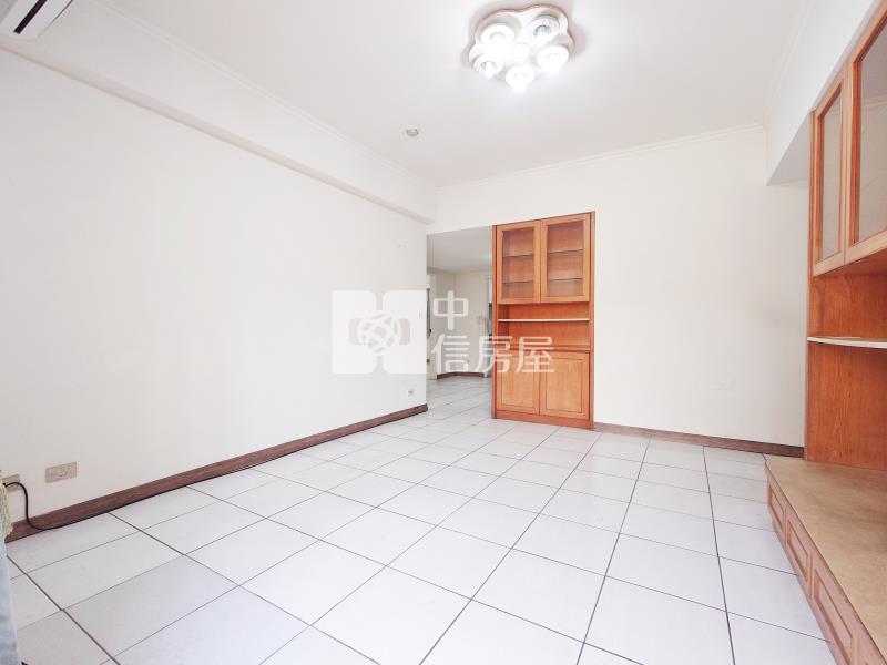 文心凱旋大三房平車房屋室內格局與周邊環境