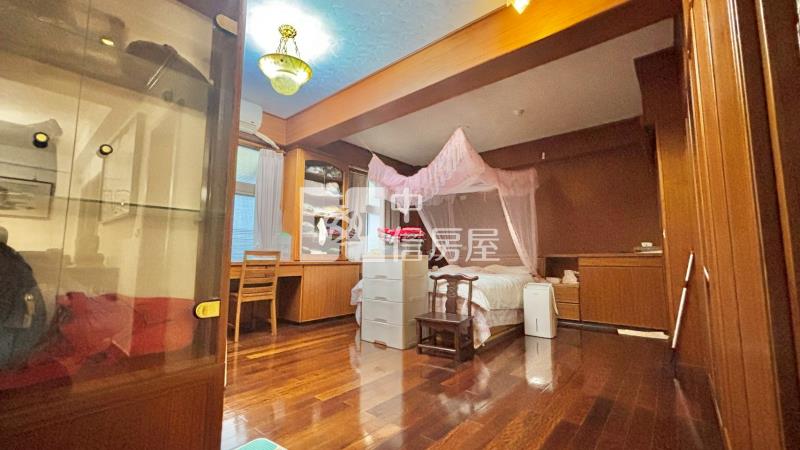 全民一家書香大戶三房平車房屋室內格局與周邊環境