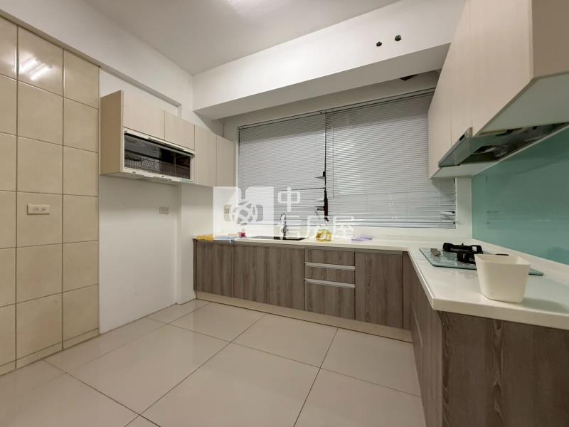 宜蘭市電梯別墅房屋室內格局與周邊環境