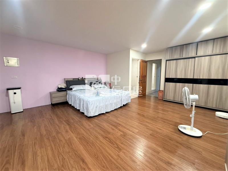 三期大地坪面寬車墅房屋室內格局與周邊環境