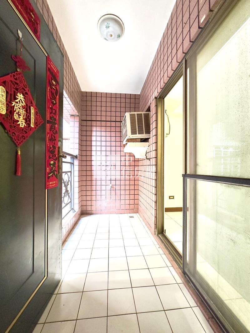 C-39專約．頂好文心稀有三房車房屋室內格局與周邊環境