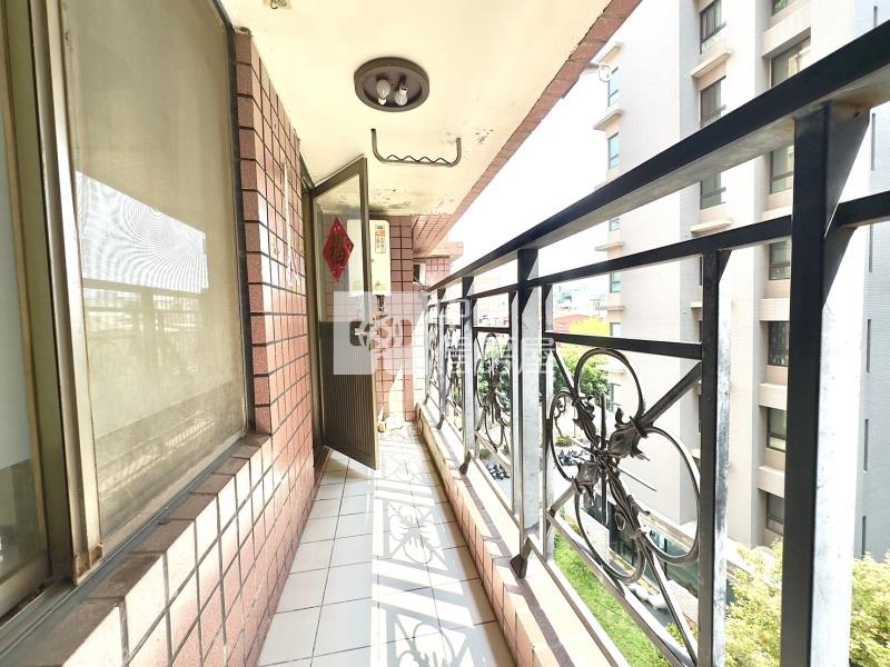 C-39專約．頂好文心稀有三房車房屋室內格局與周邊環境