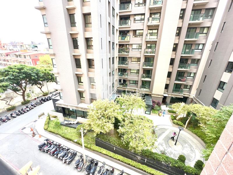 C-39專約．頂好文心稀有三房車房屋室內格局與周邊環境