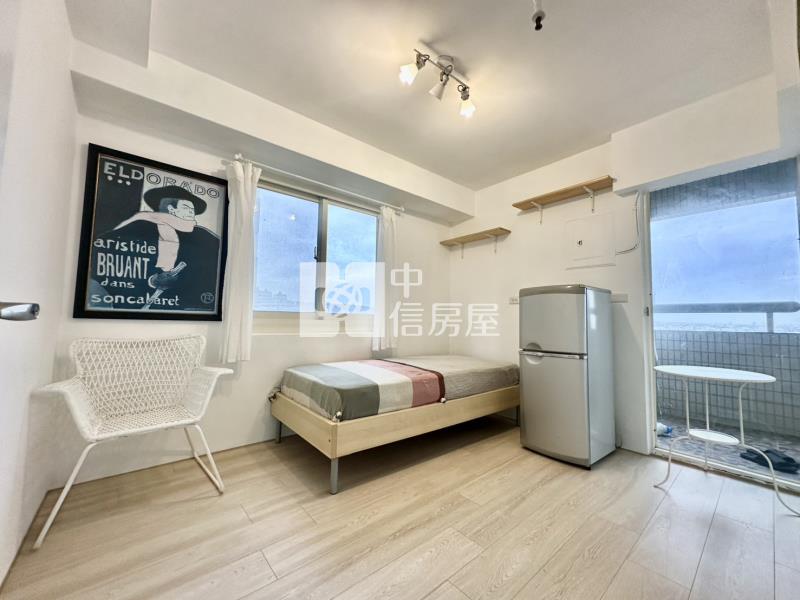 大俊國美景2房休旅車位房屋室內格局與周邊環境