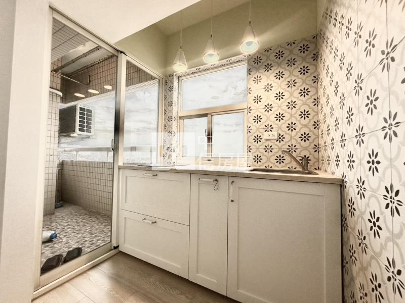 大俊國美景2房休旅車位房屋室內格局與周邊環境