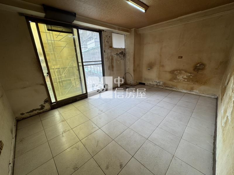 旺店近市場(可住)房屋室內格局與周邊環境