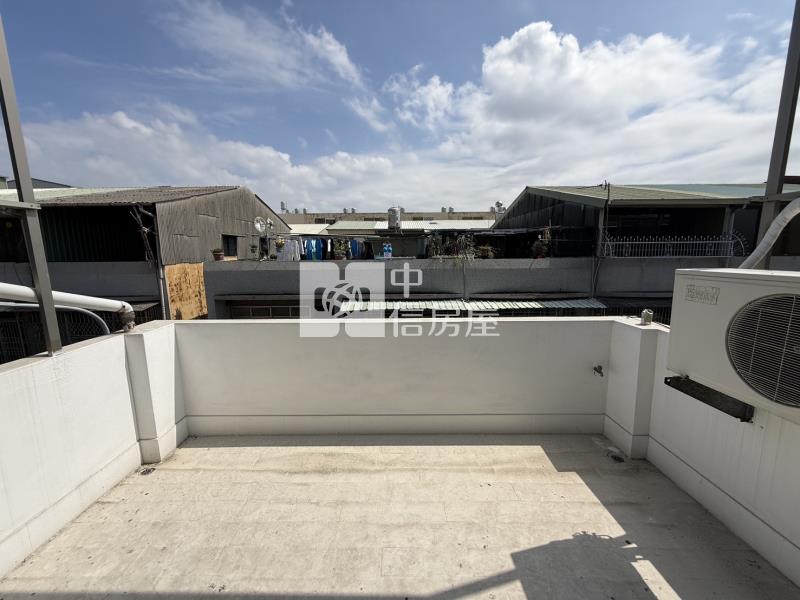 自強街俗透天房屋室內格局與周邊環境