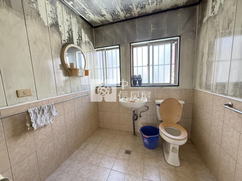 自強街俗透天房屋室內格局與周邊環境