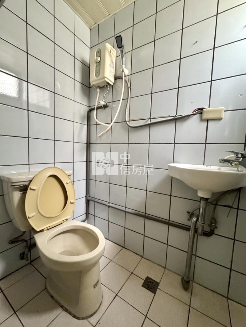 國安國宅正三房美屋房屋室內格局與周邊環境