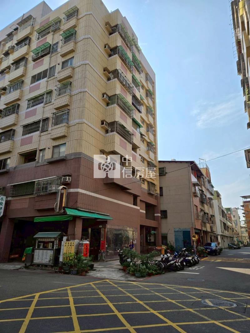 714誠品生活(誠信區)房屋室內格局與周邊環境