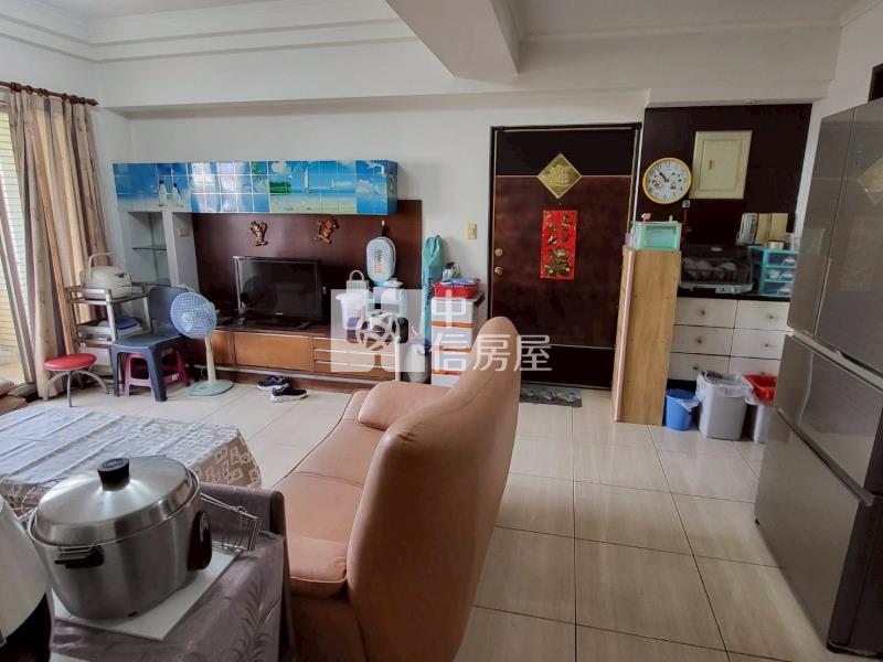 714誠品生活(誠信區)房屋室內格局與周邊環境