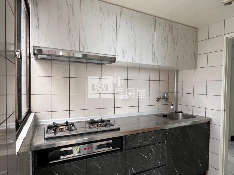 專委草漯低總價電梯3房房屋室內格局與周邊環境