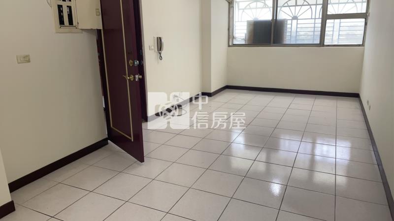 聖府名家低總價三房+車位房屋室內格局與周邊環境