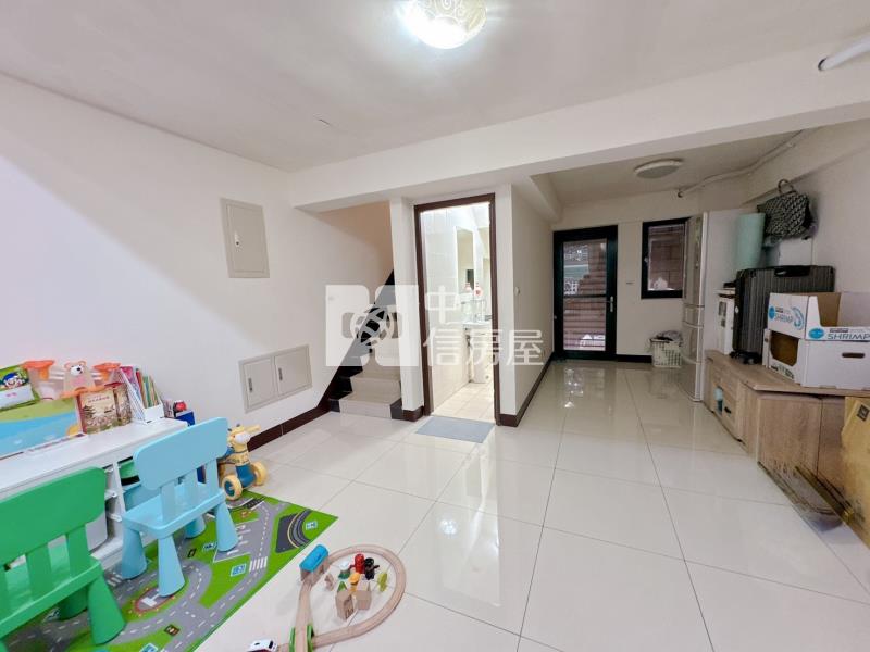 近楊梅交流道.天然氣四房美別墅房屋室內格局與周邊環境