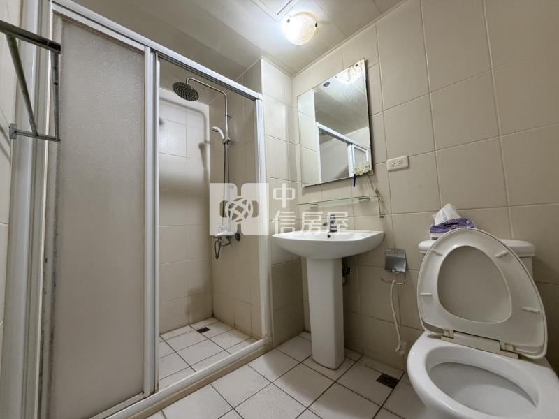 【安家】鼎藏晶華一期三房車房屋室內格局與周邊環境