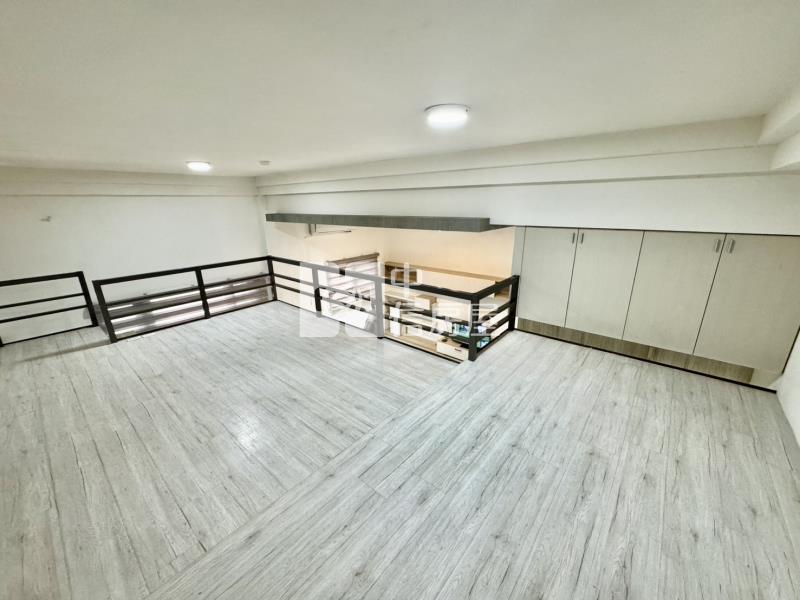 青埔巴黎線上四房雙車位~約55坪約定專用大露台房屋室內格局與周邊環境