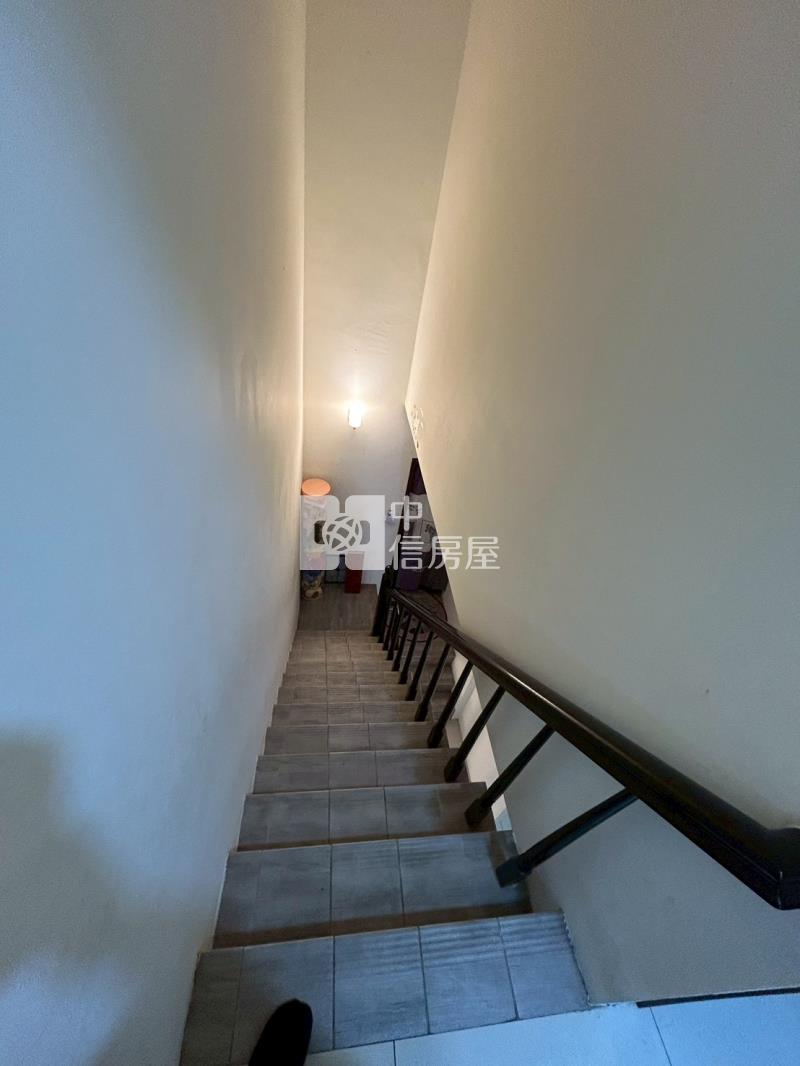 大埤輕屋齡朝南別墅房屋室內格局與周邊環境