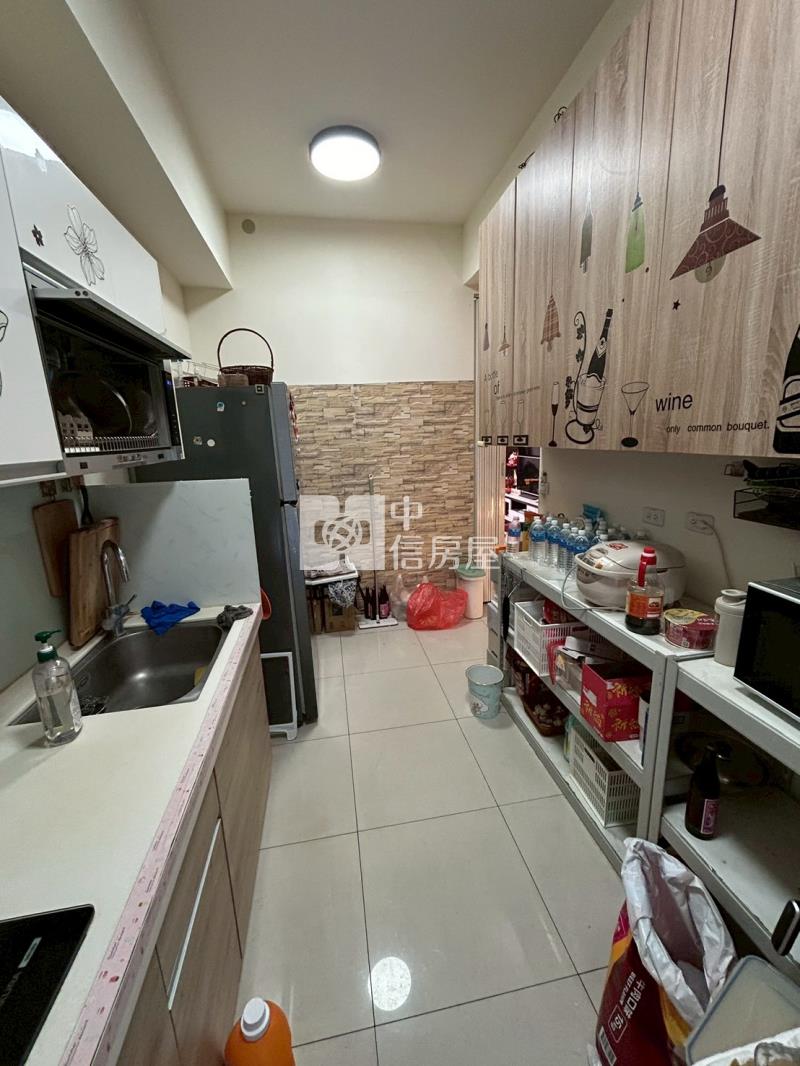 大埤輕屋齡朝南別墅房屋室內格局與周邊環境