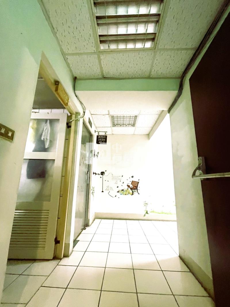 【神馬】新竹巨城民生路商務辦公室房屋室內格局與周邊環境