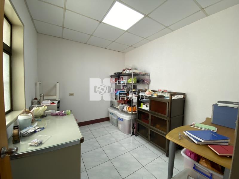 中壢站前大面寬透天(專)房屋室內格局與周邊環境