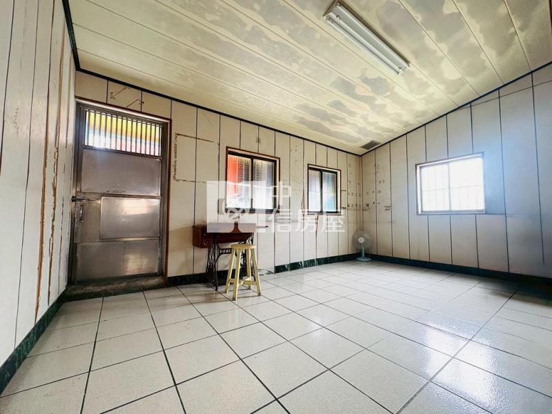 (A)華勛商圈大地坪透天(中信卓越團隊)房屋室內格局與周邊環境