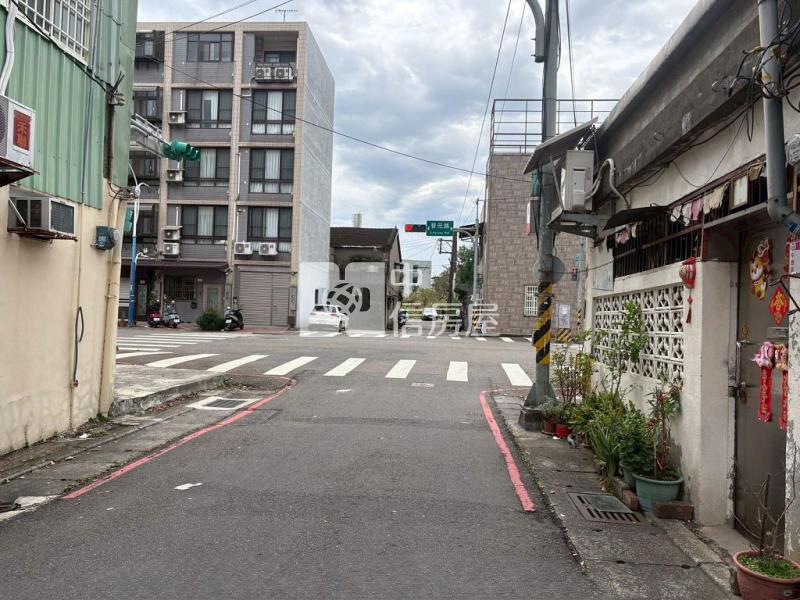 (A)華勛商圈大地坪透天(中信卓越團隊)房屋室內格局與周邊環境