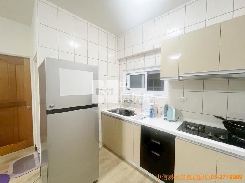 嘉義女中漂亮採光美2房房屋室內格局與周邊環境