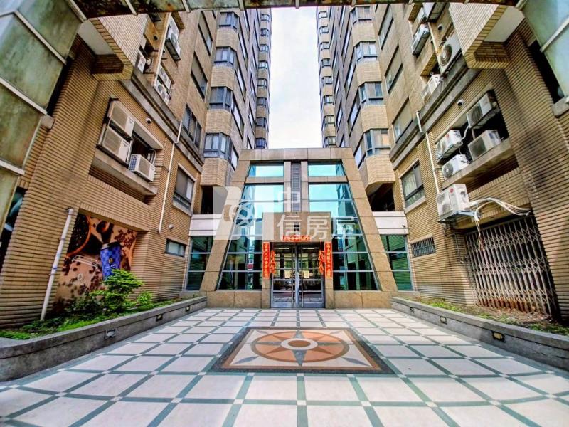 環中商圈音樂季3房+車位(中信卓越團隊)房屋室內格局與周邊環境