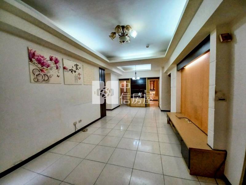 環中商圈音樂季3房+車位(中信卓越團隊)房屋室內格局與周邊環境