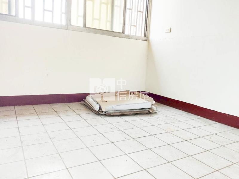 竹南前庭美透天房屋室內格局與周邊環境