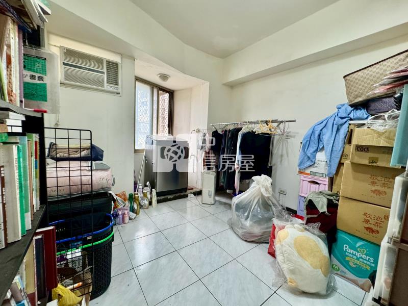 篤行國小3+1房採光好美廈房屋室內格局與周邊環境