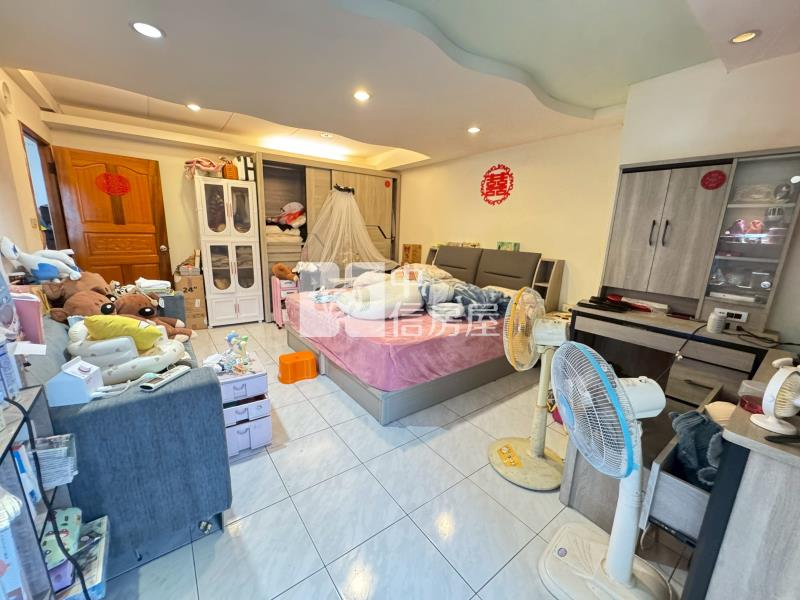 篤行國小3+1房採光好美廈房屋室內格局與周邊環境