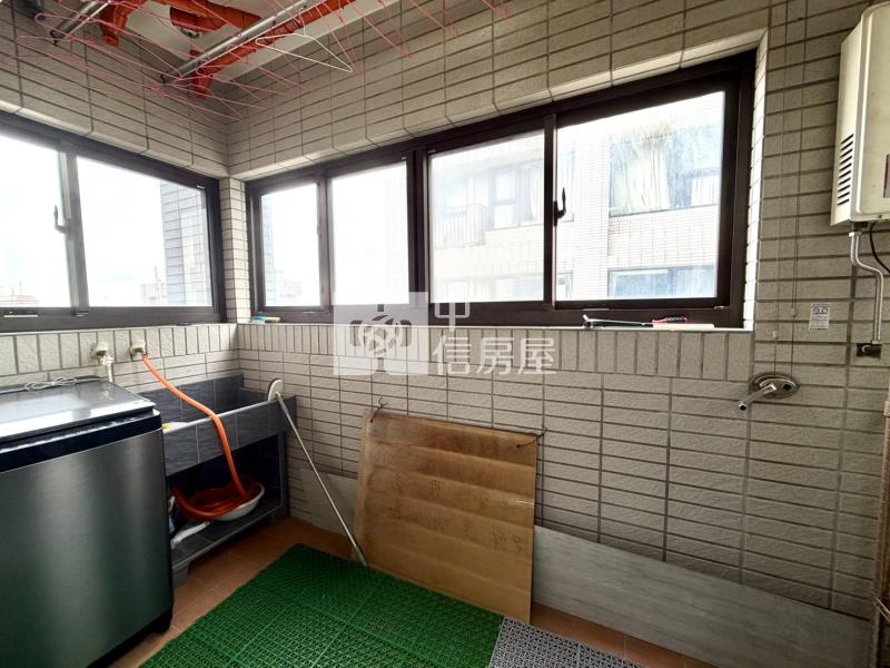 內壢前站商圈景觀裝潢三房+雙車位房屋室內格局與周邊環境